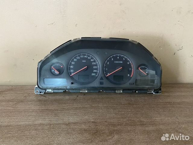 Панель приборов (щиток) Volvo S80 1998-2006