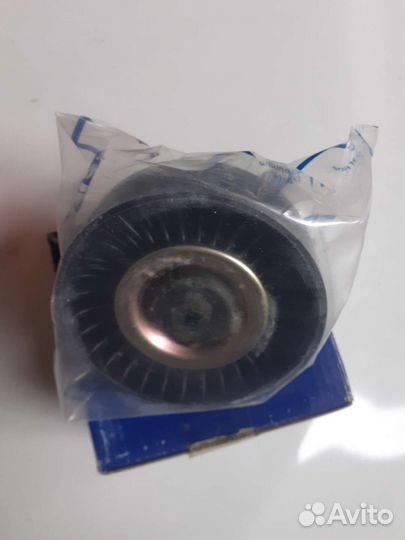 Ролик на hyundai santa FE 2003-06