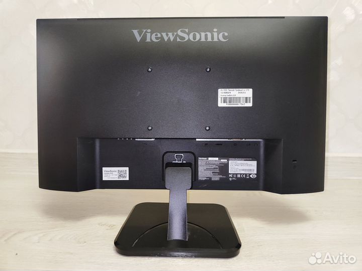 Монитор Viewsonic 24