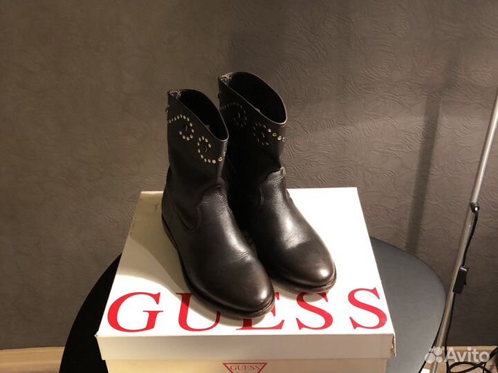 Сапоги Казаки Guess 36