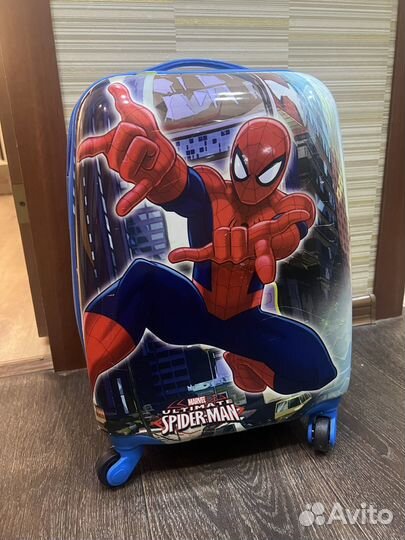 Чемодан детский