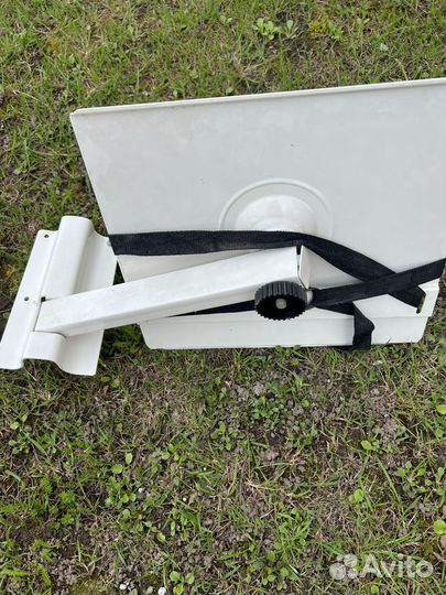 Полка навесная под микроволновку или тв