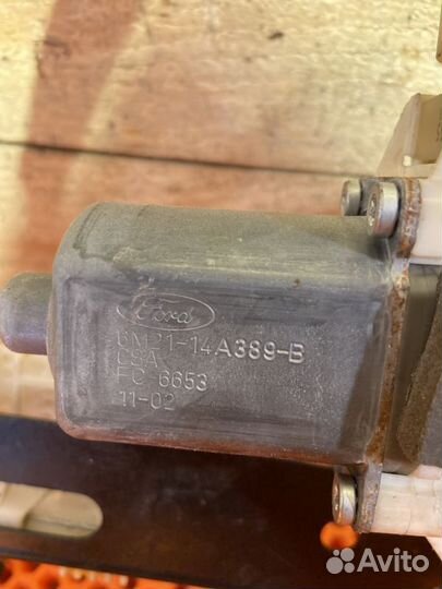 Стеклоподъемник электр. задний правый Ford Mondeo