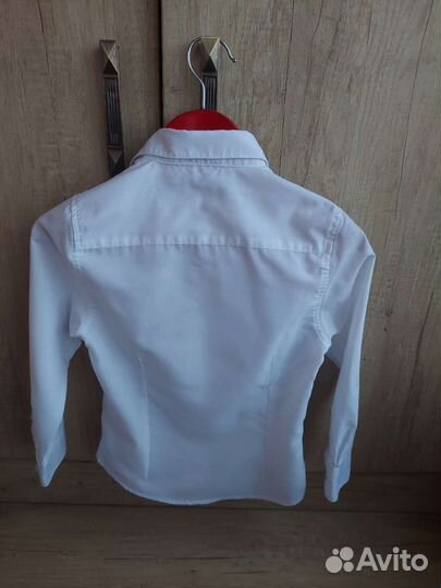 Школьная форма (жилет и рубашка) 7-8 лет