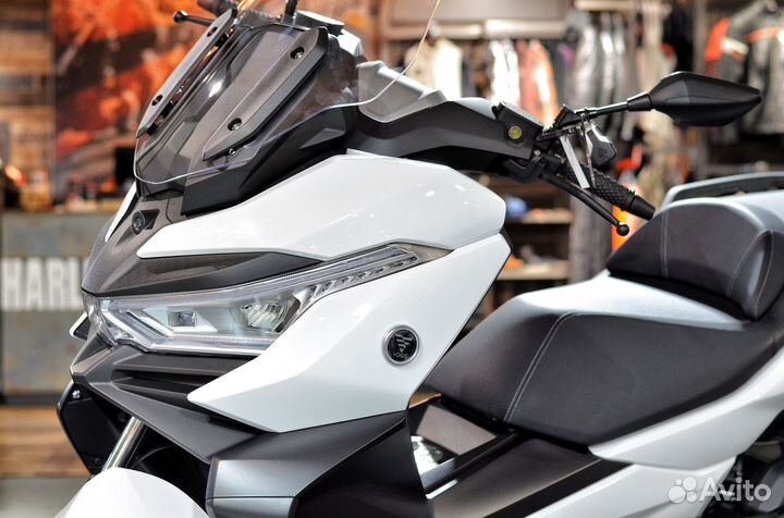 Скутер Voge SR4 Max