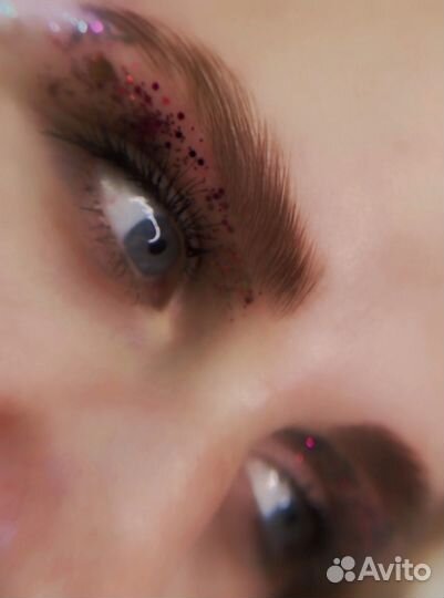 Оформление бровей