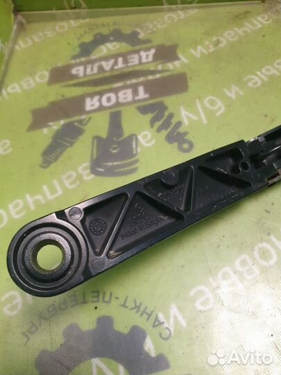 Поводок стеклоочистителя передний левый Opel Astra