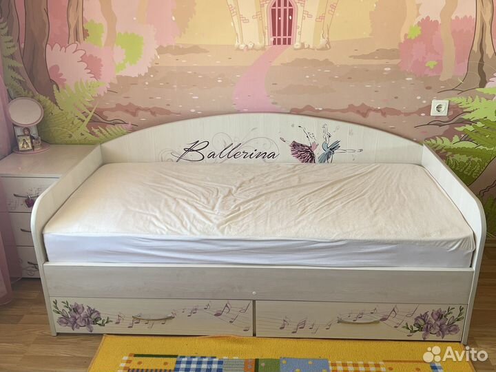 Кровать детская