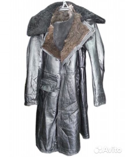 Бекеша обливная черного цвета вмф