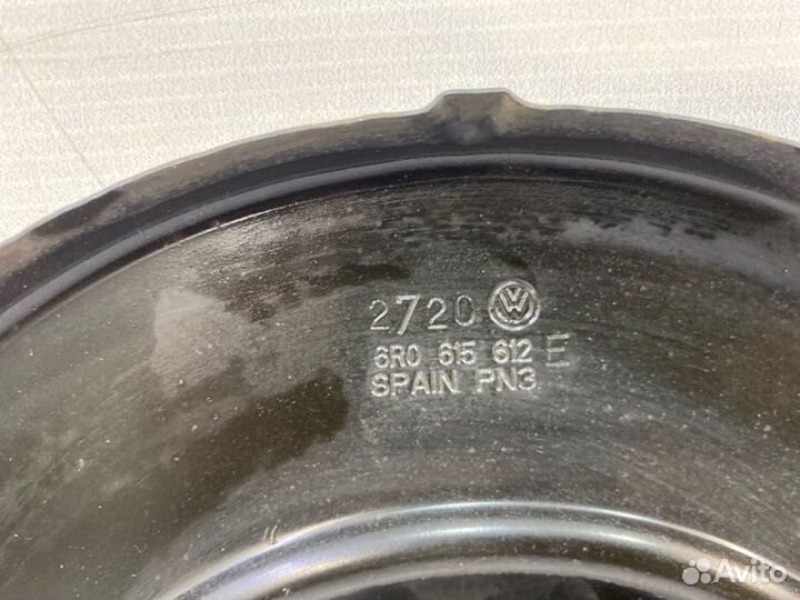 Пыльник тормозного диска задний правый Skoda Rapid