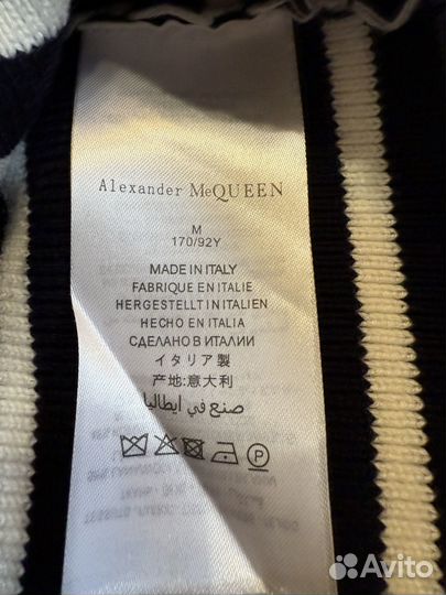 Итальянский женский свитер Alexander mcqueen М