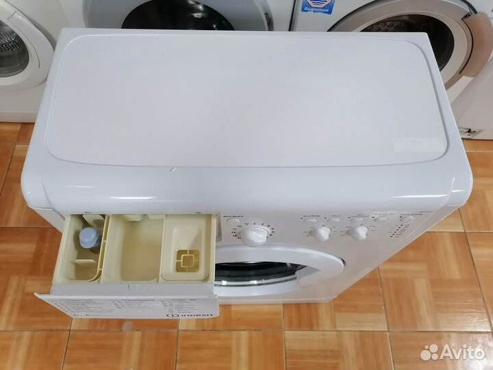 Стиральная машина Indesit 4kg узкая с гарантией