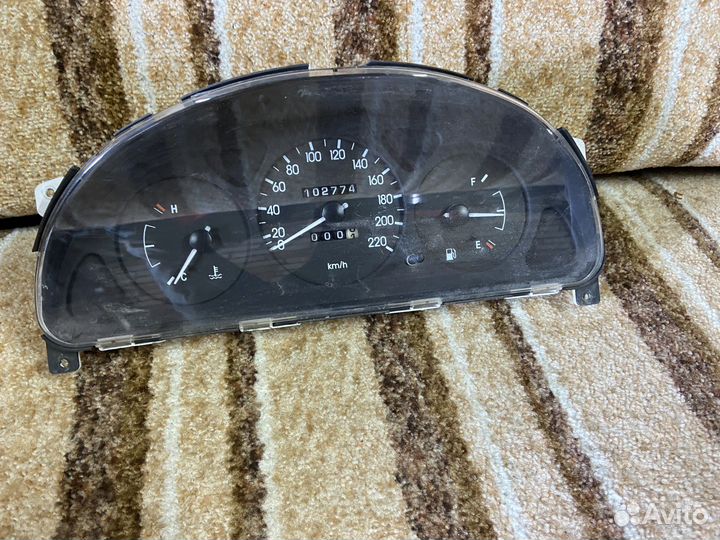 Приборная панель lanos