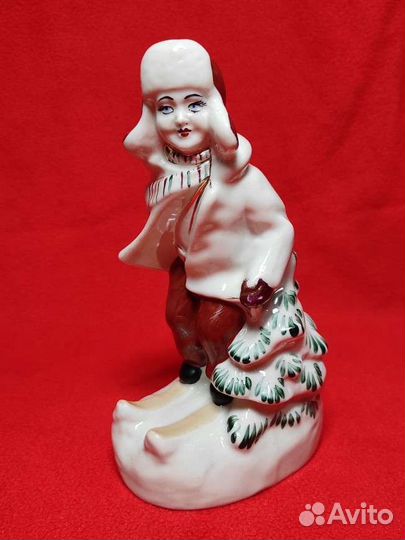 Фарфоровая статуэтка Лыжник Полонский зхк 1952