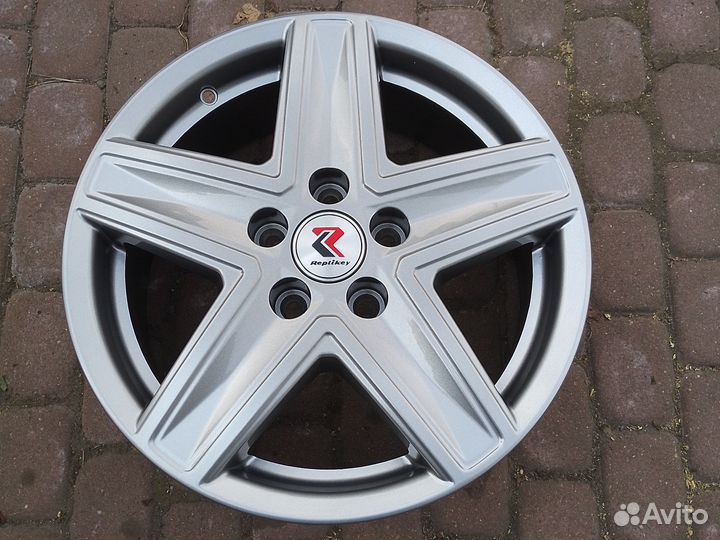 R 16 5x108 Replikey Traveller