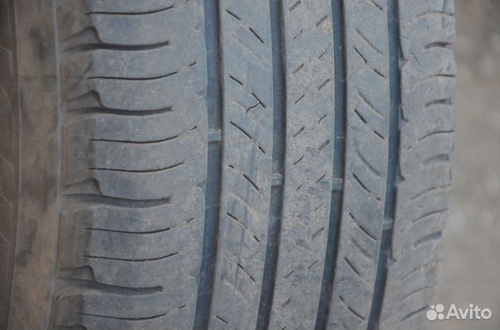 Michelin Latitude Tour HP 215/70 R16