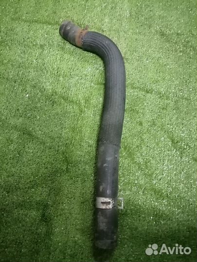 Патрубок охлаждения (радиатора) LF4J-15-184Bнижний