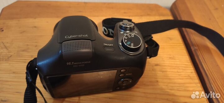 Фотоаппарат Sony DSC-H100