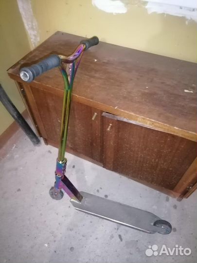 Трюковой самокат hipe