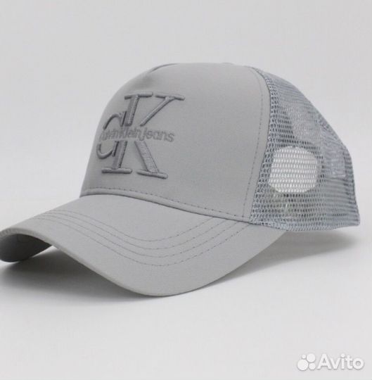 Бейсболка новая