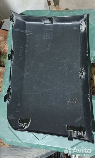 Накладка на бампер тойота пробокс