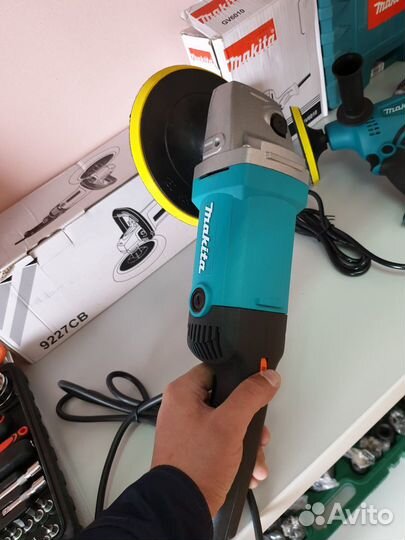 Полировальная шлифовальная машинка Makita 9227CB