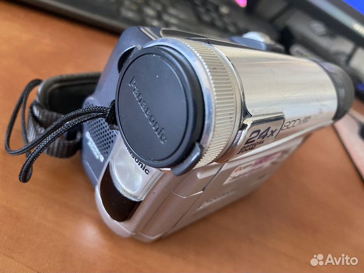 Видео камера цифровая