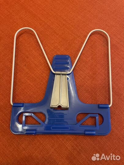 Подставка для книг