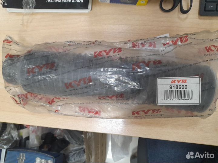 Пылезащитный комплект амортизатор chrysler Voyager