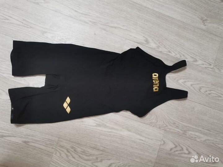 Гидрокостюм женский