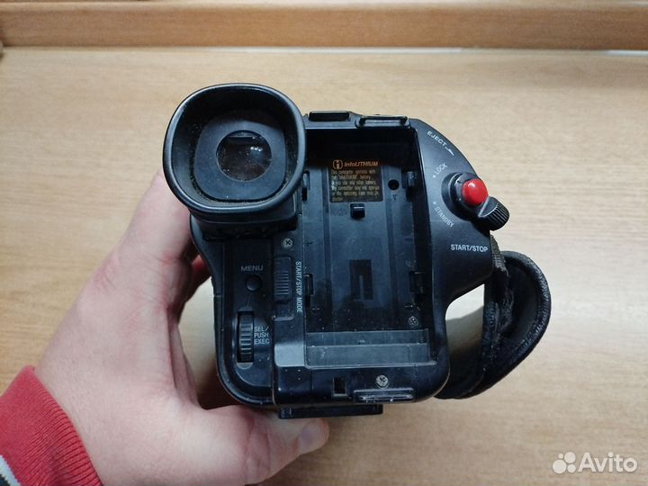 Видеокамера sony