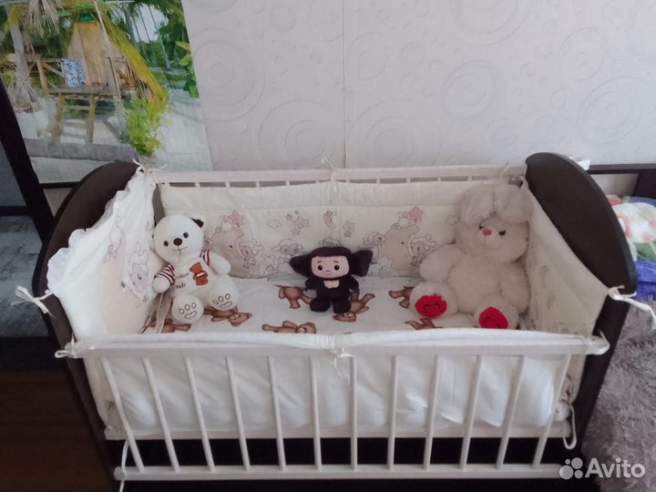 Детская кроватка