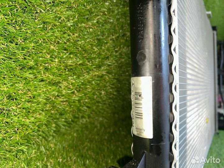 Радиатор охлаждения двигателя Mercedes С W203