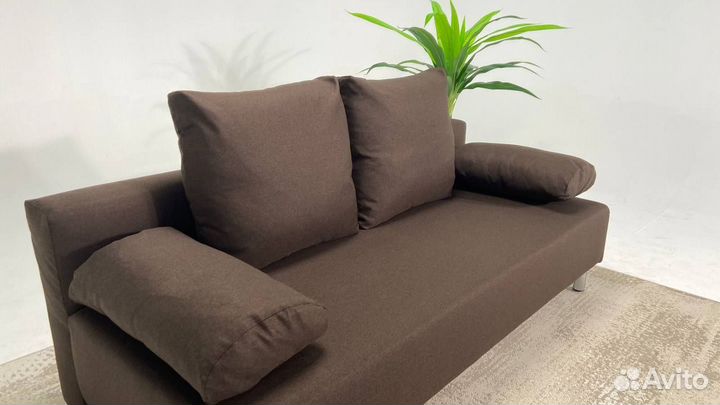 Стильный диван для ежедневного сна и отдыха