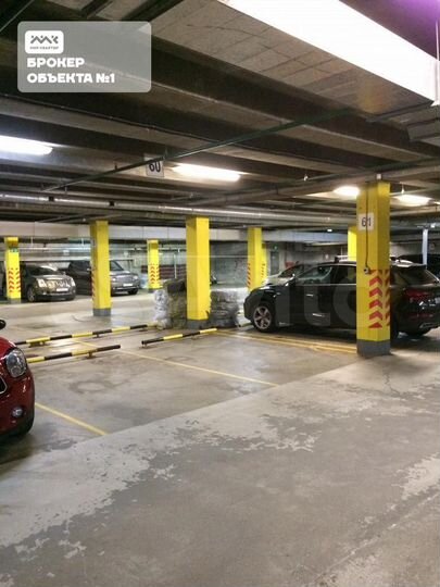 Машиноместо, 12 м²