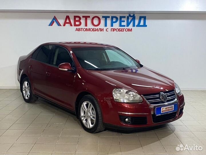 Volkswagen Jetta, 2010