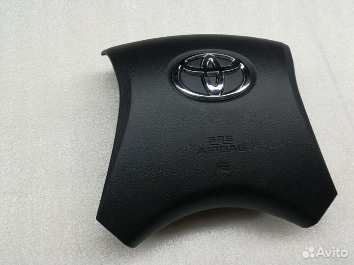 Подушка безопасности водителя на toyota camry40