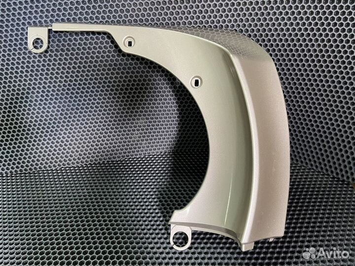 Накладка двери багажника Тойота Рав 4