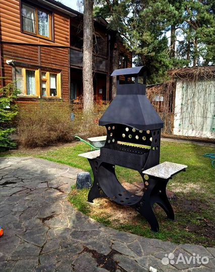 Мангал для дачи с крышей
