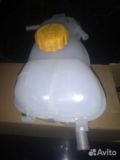 Новый Расширительный бачок Opel Omega B