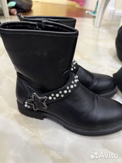 Вещи для девочки куртка 140 и сапоги 36