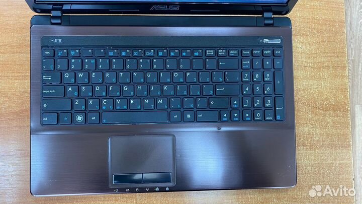 Ноутбук Asus для работы Core i3/4Gb/HDD500Gb/GT540