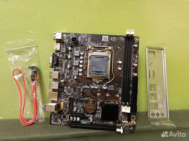 Новая материнская плата B75 LGA 1155