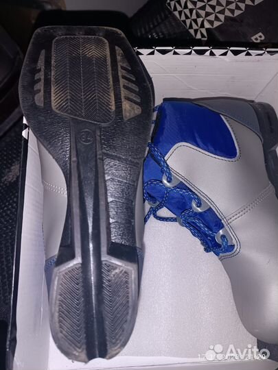 Лыжные ботинки