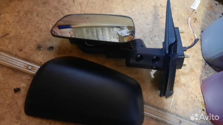 Зеркало левое на mitsubishi x