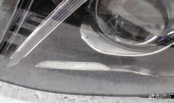 Фара левая Mercedes-Benz E-Class