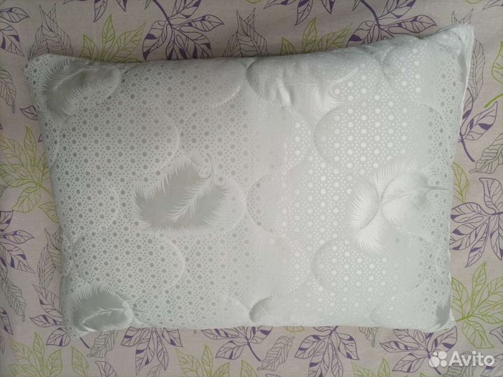 Прямоугольная подушка, новая, в жаккардовом чехле
