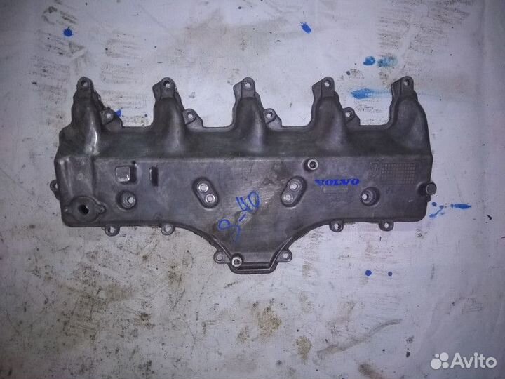 Крышка головки блока Volvo S40 2