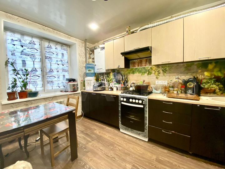 2-к. квартира, 56,8 м², 1/3 эт.