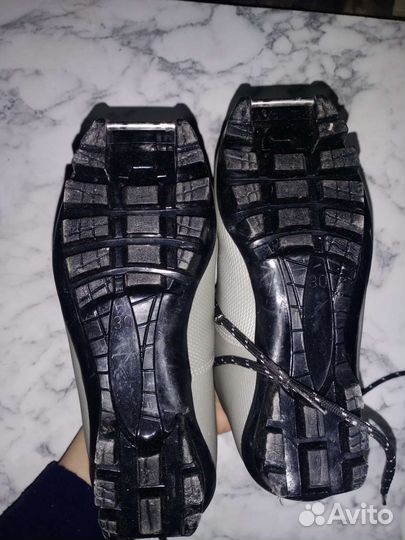 Лыжные ботинки детские 30 Размер